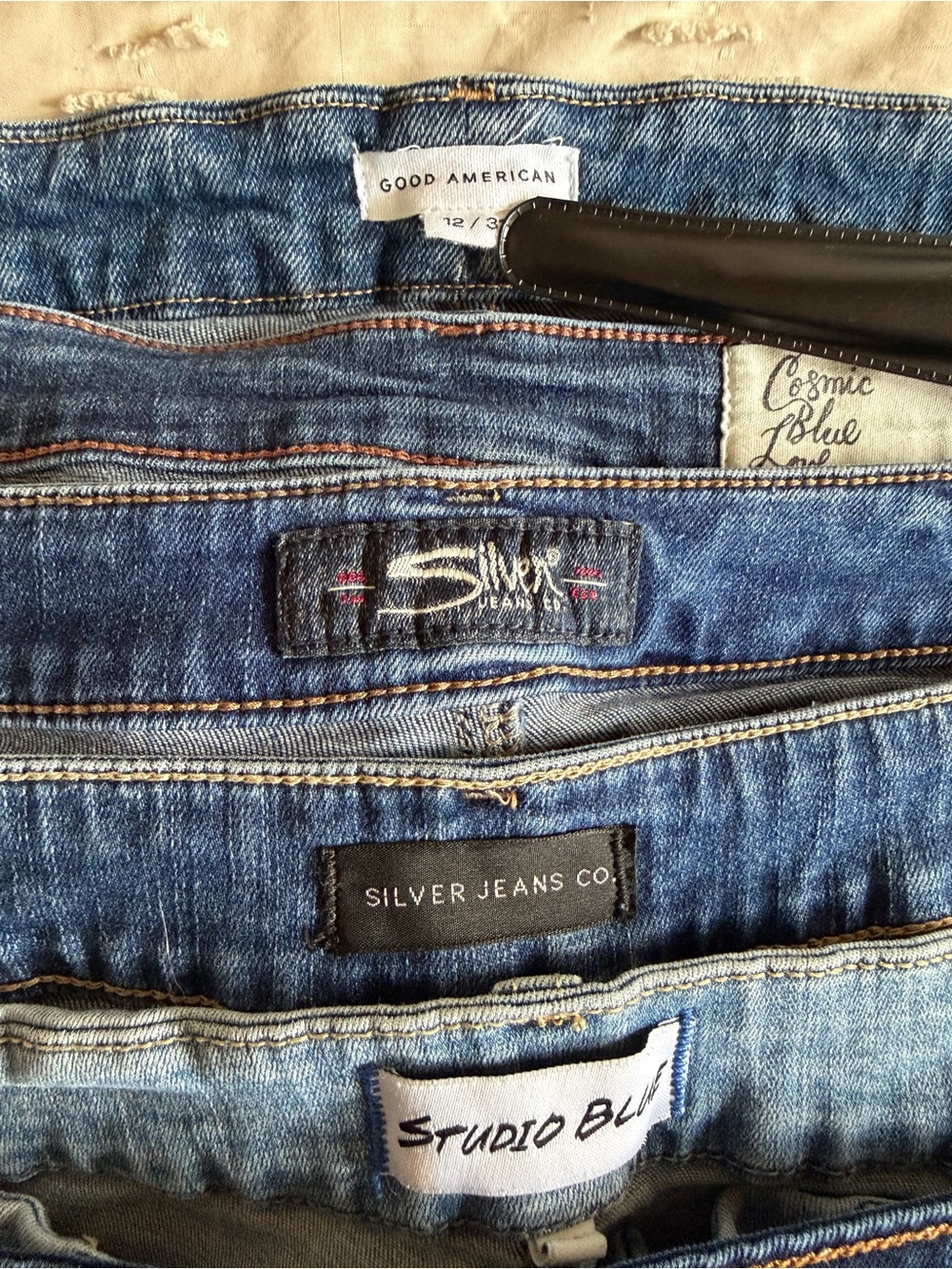 Women’s Box of jeans! 👖